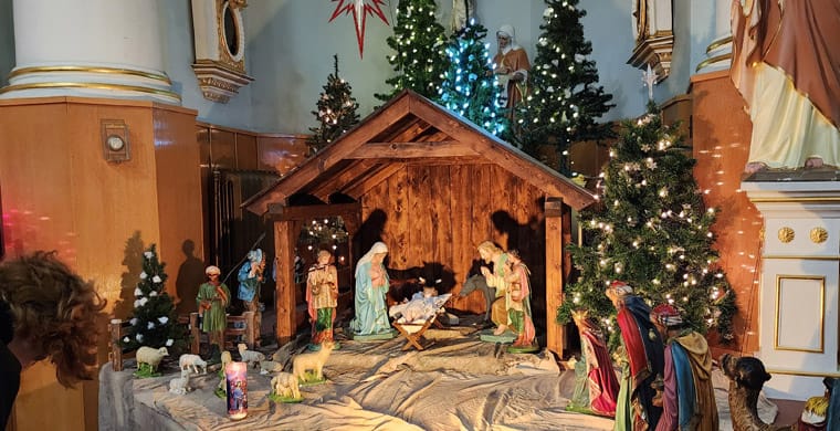 Crèche de Noël de l'église de la la paroisse Saint-François-de-Sales en Chaudière-Appalaches
